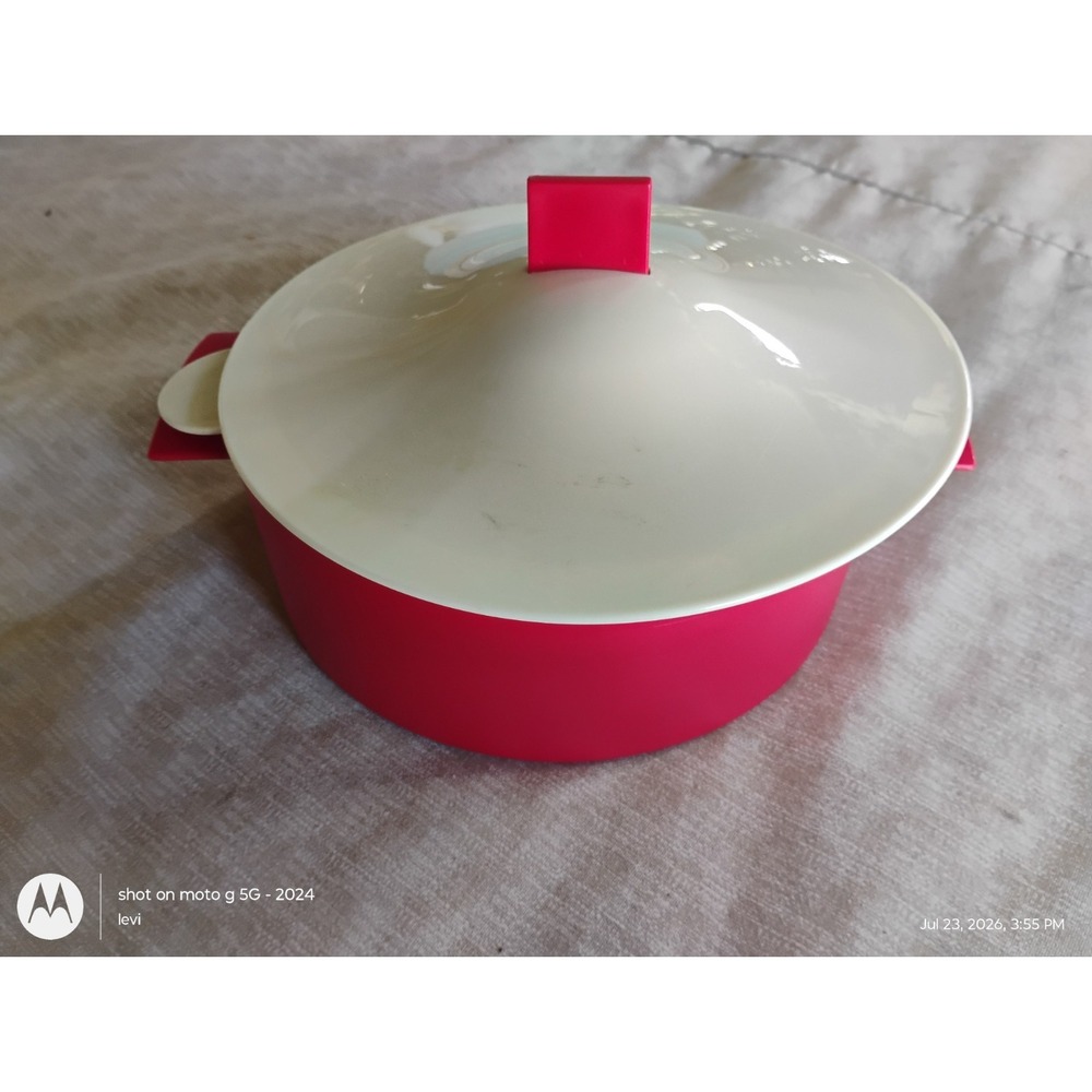 9" Tupperware Microwave Steamer Dish Strainer Vegetable Cooker Red White 3592a 3